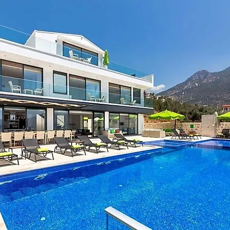 Vila Sleeps 10 Pool Air Con Wifi *
