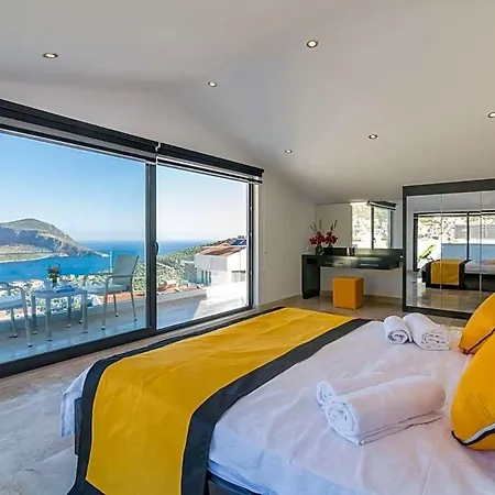 Sleeps 10 Pool Air Con Wifi