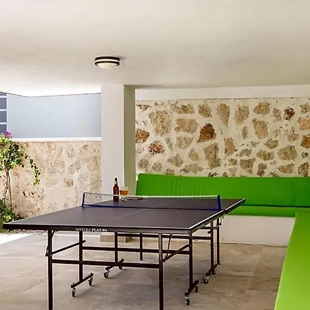 Vila Sleeps 10 Pool Air Con Wifi
