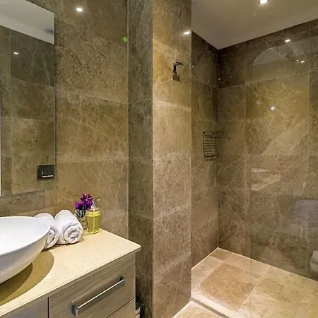 Sleeps 10 Pool Air Con Wifi * Kalkan
